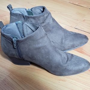 Old Navy navy olive green suede heel booties